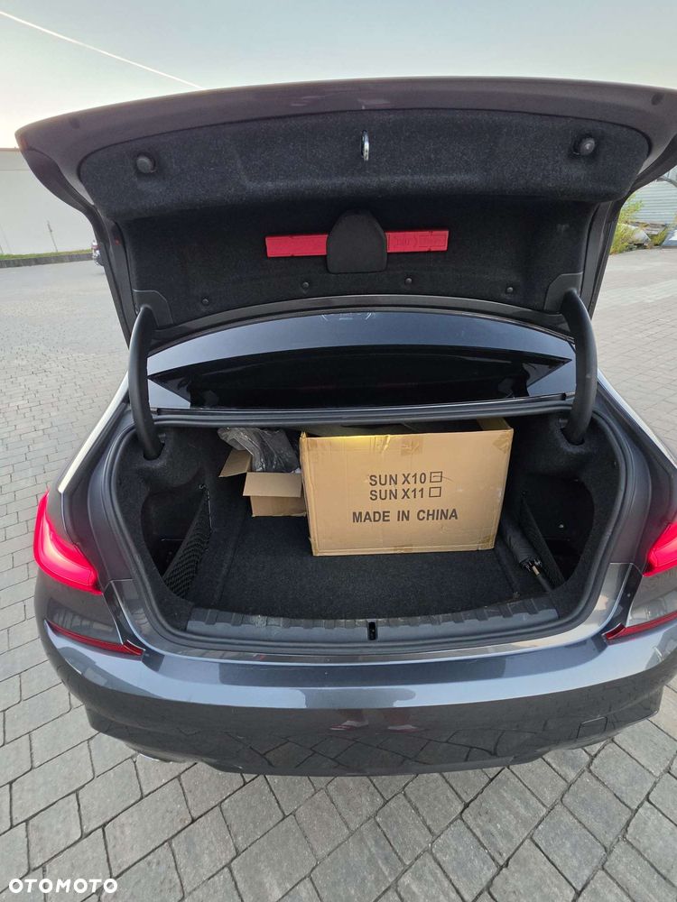 BMW Seria 3 320d xDrive M Sport sport - 10