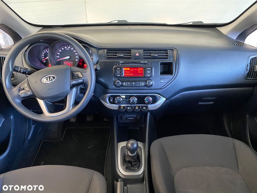 Kia Rio 1.2 M - 9