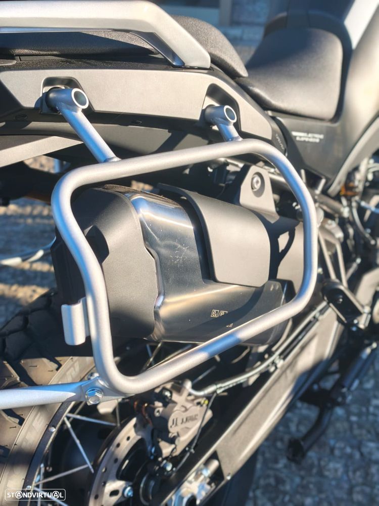 CF Moto 800MT ES - 5