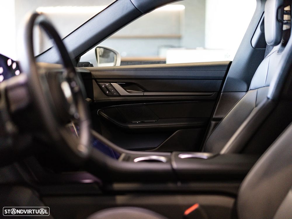 Porsche Taycan Sport Turismo 4S - 42