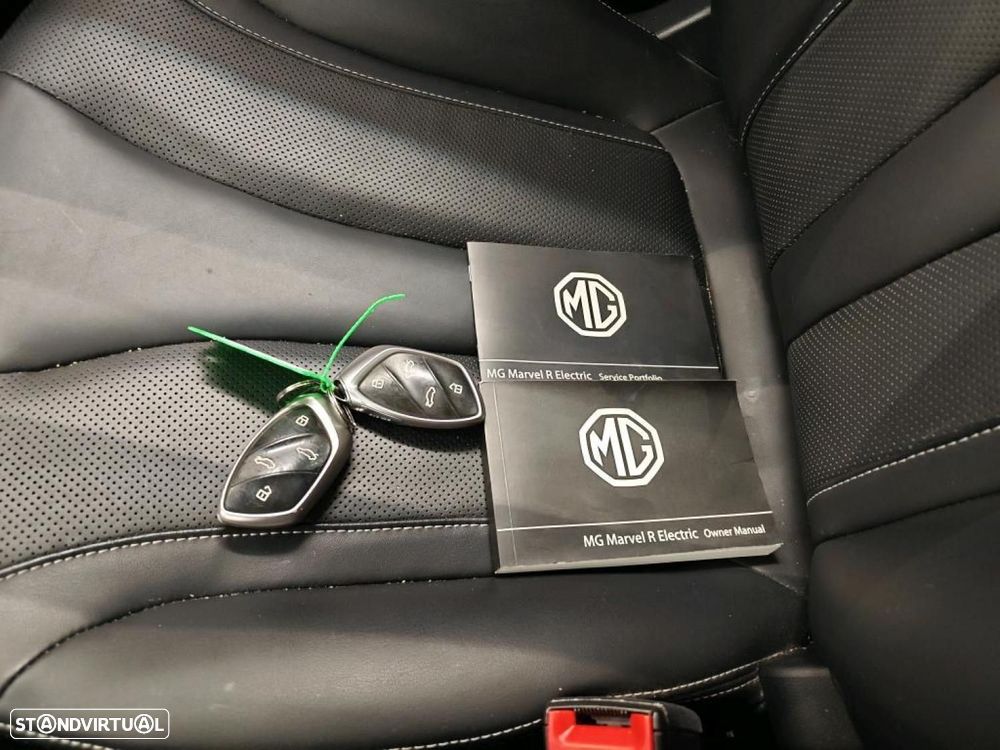 MG Marvel R 70 kWh AWD Performance - 27