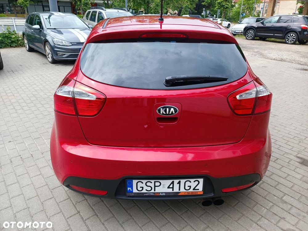 Kia Rio 1.4 Dream Team Edition - 6