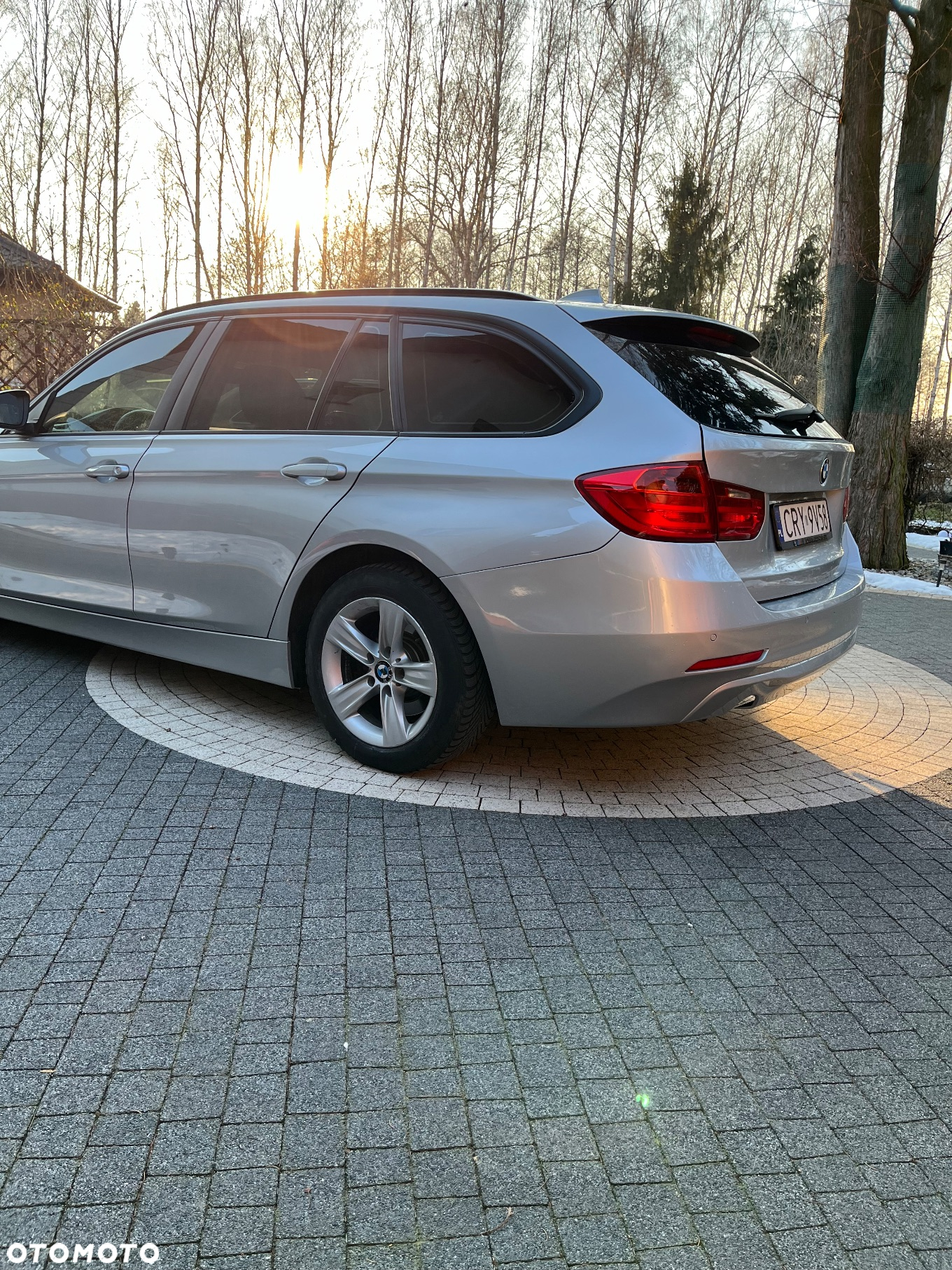 BMW Seria 3 318d - 9