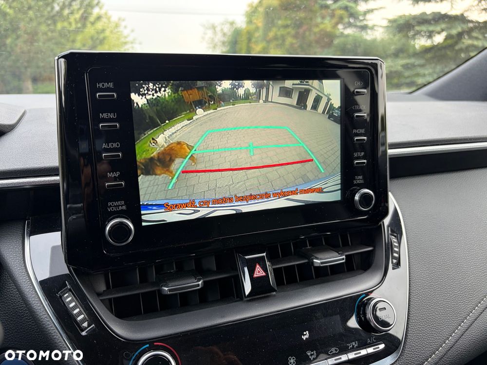 Toyota Corolla 1.8 Hybrid Executive - 21