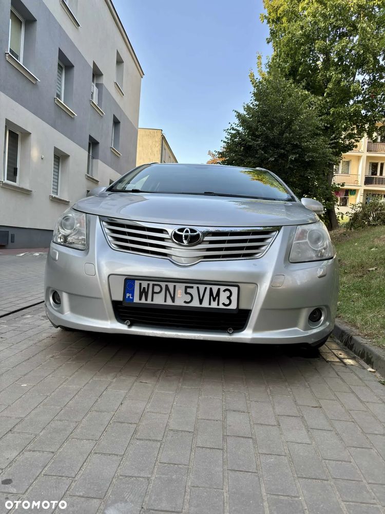 Toyota Avensis 2.0 Sol - 3