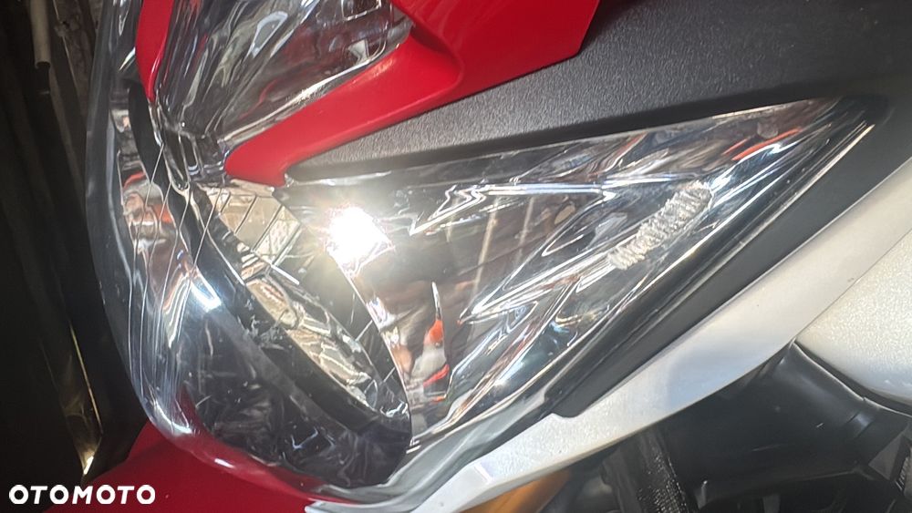 Yamaha FZ8 - 4