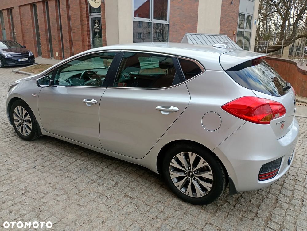 Kia Ceed 1.4 L - 3