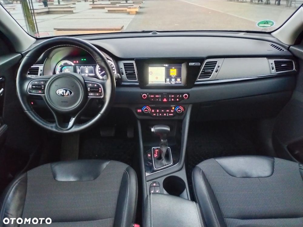 Kia Niro 1.6 GDI Hybrid L Business Line - 9