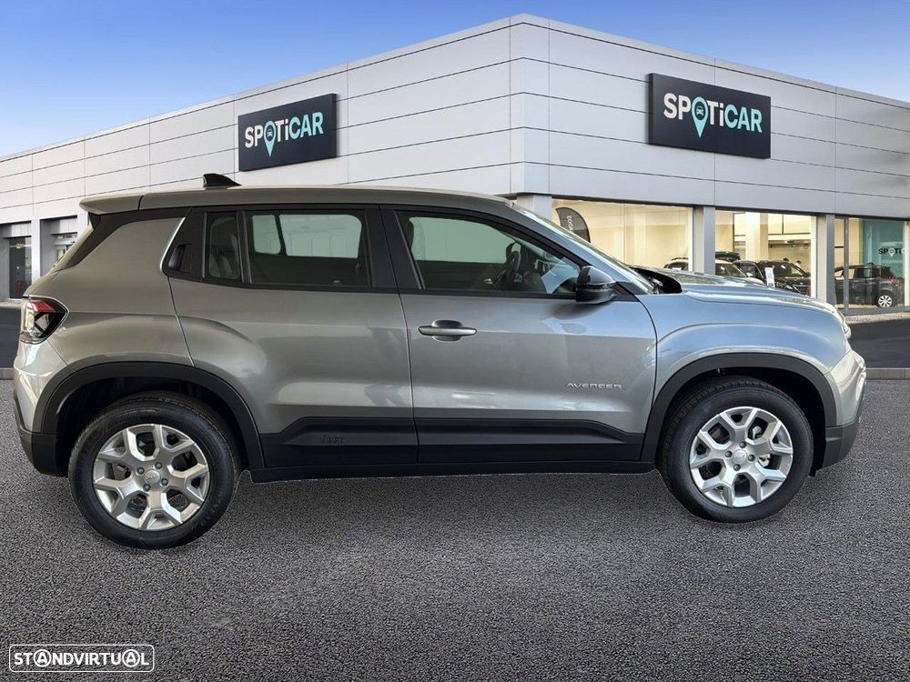 Jeep Avenger 1.2 GSE T3 Altitude - 4