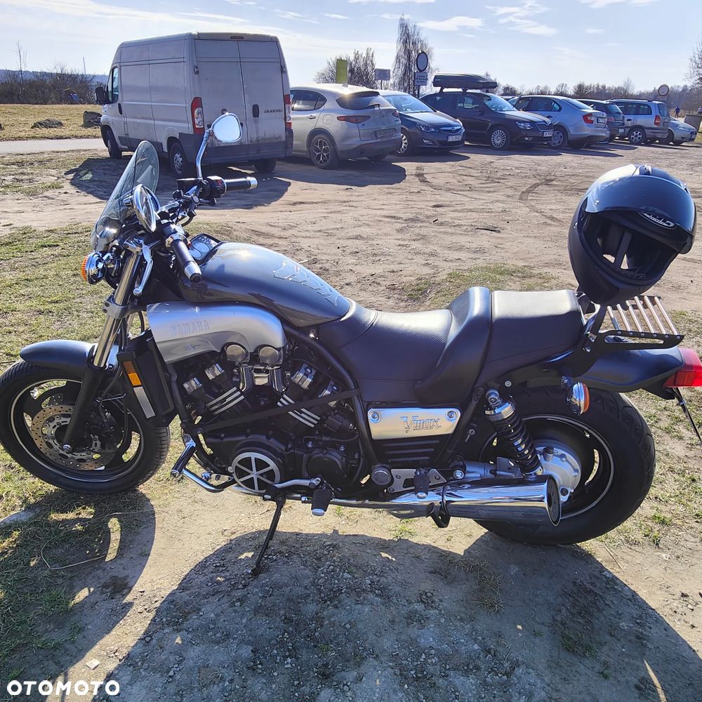 Yamaha V-MAX - 1