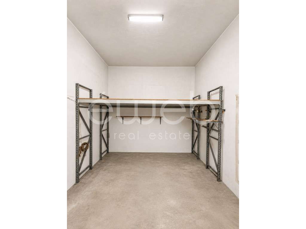 Garagem, Quinta Alves da Silva, Setúbal - Grande imagem: 4/12