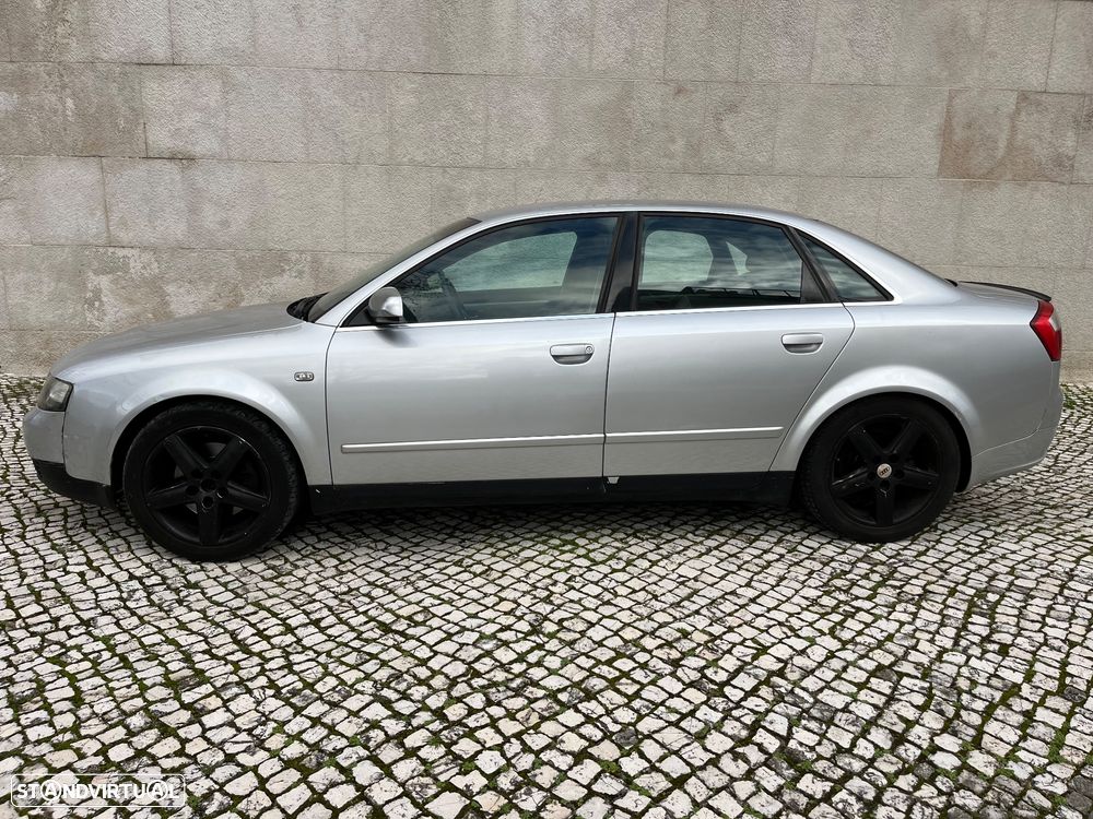Audi A4 2.5 TDI quattro S-line - 13