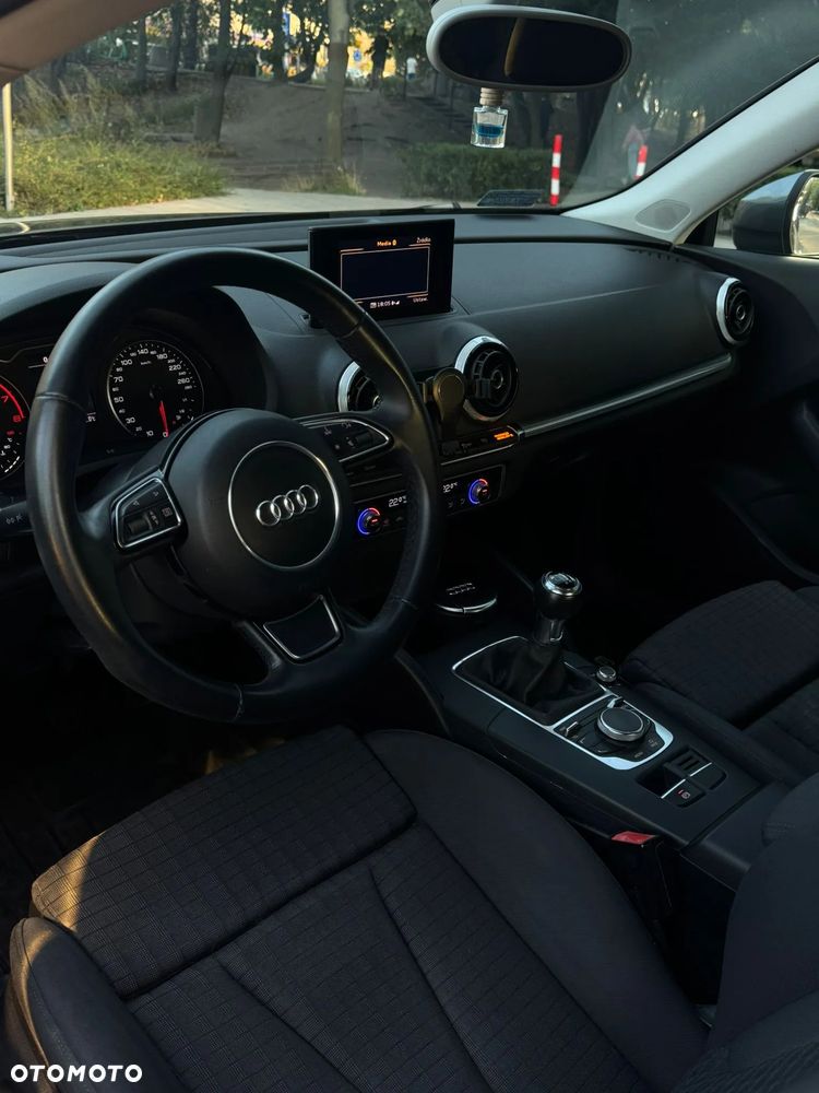 Audi A3 3-drzwiowe 1.4 TFSI Ambition - 16