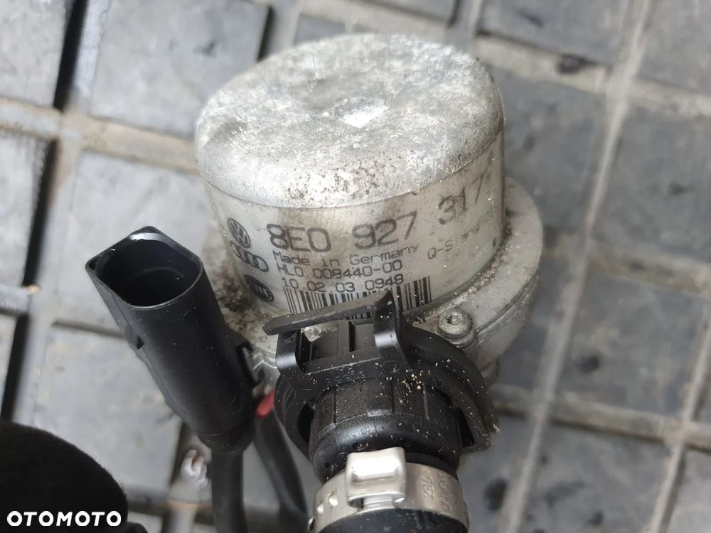 POMPA HAMULCOWA AUDI A4 B6 / A4 B7 / A6 C5 8E0927317 - 2