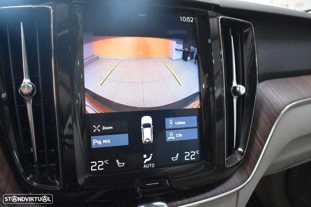 Volvo XC 60 2.0 D4 Inscription AWD Geartronic - 42