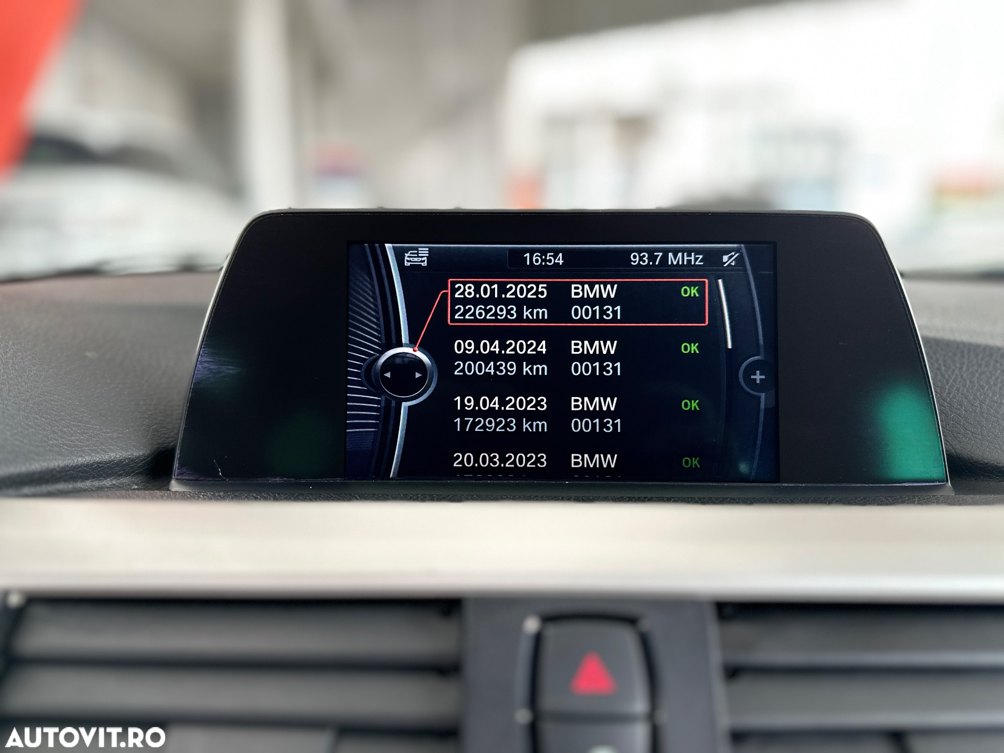 BMW Seria 3 320d - 33