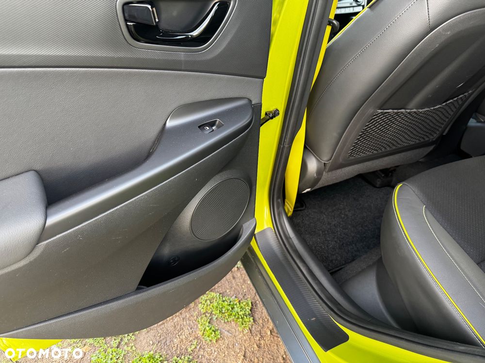 Hyundai Kona 1.6 T-GDI DCT 4WD Premium - 10