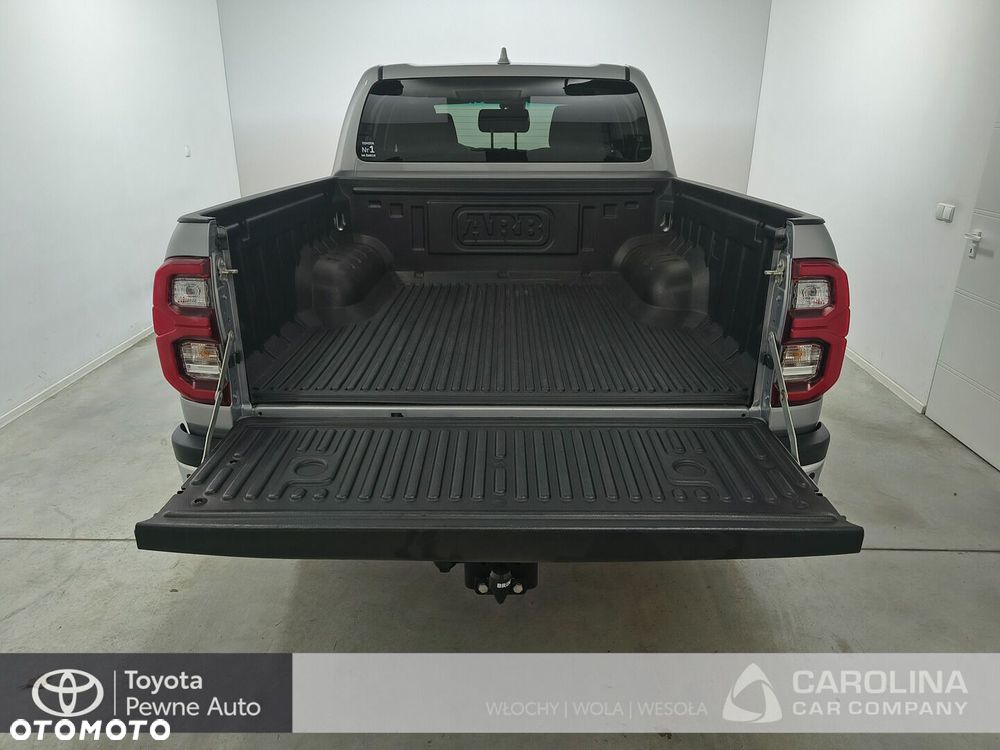 Toyota Hilux 2.8 D-4D Double Cab SR5 4x4 - 17
