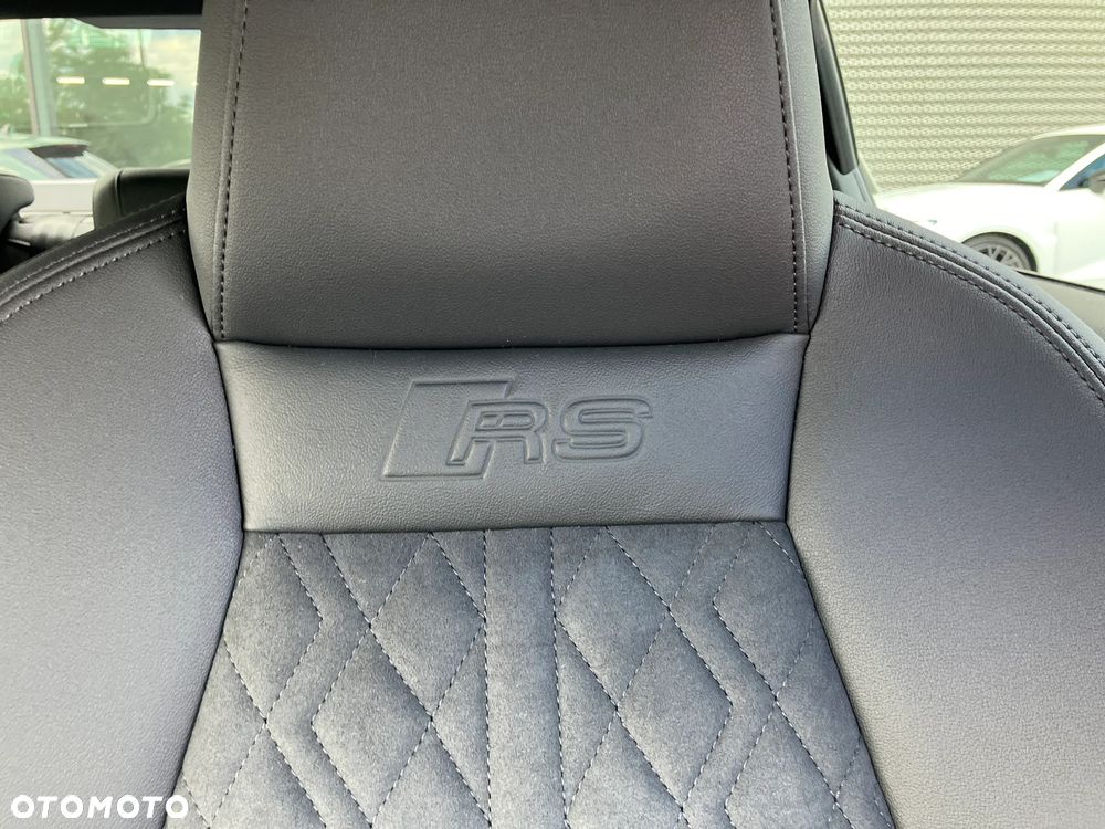 Audi RS3 Limousine - 19