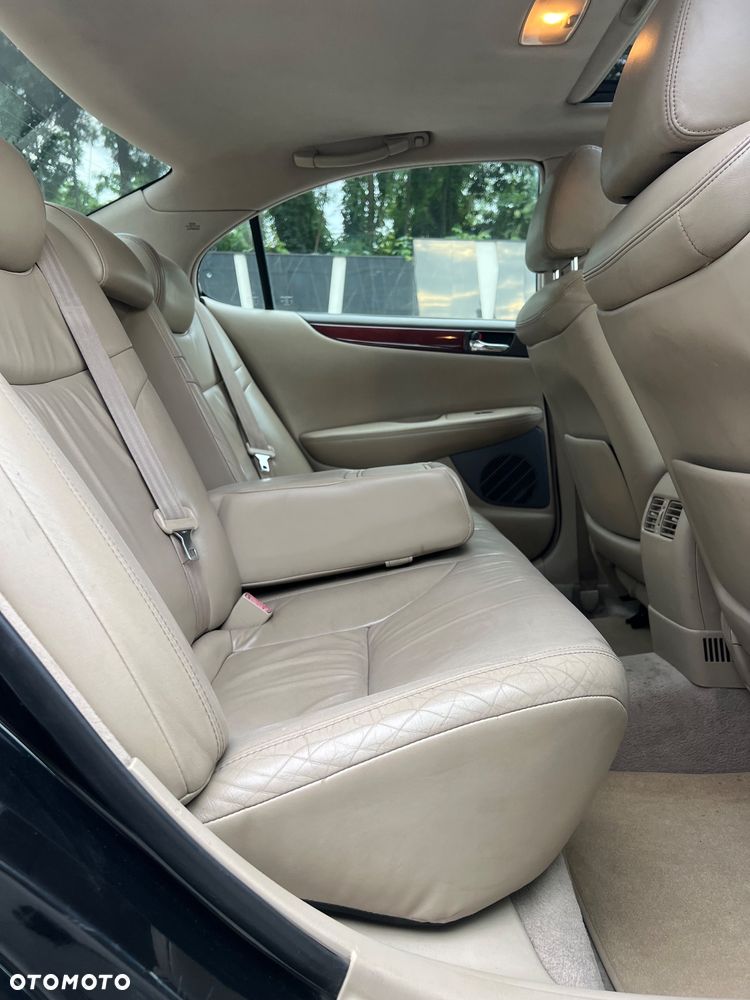 Lexus ES - 29
