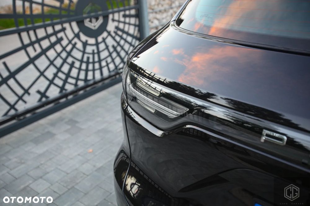 Porsche Cayenne - 40