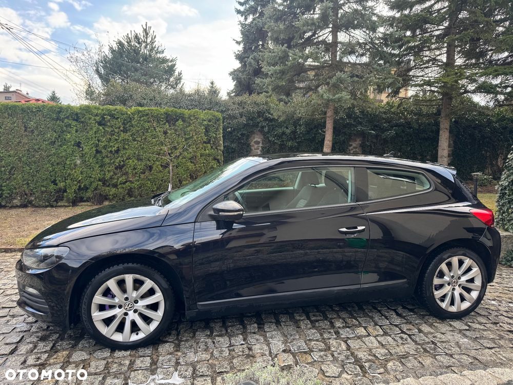 Volkswagen Scirocco 2.0 TDI Blue Motion Technologie - 4