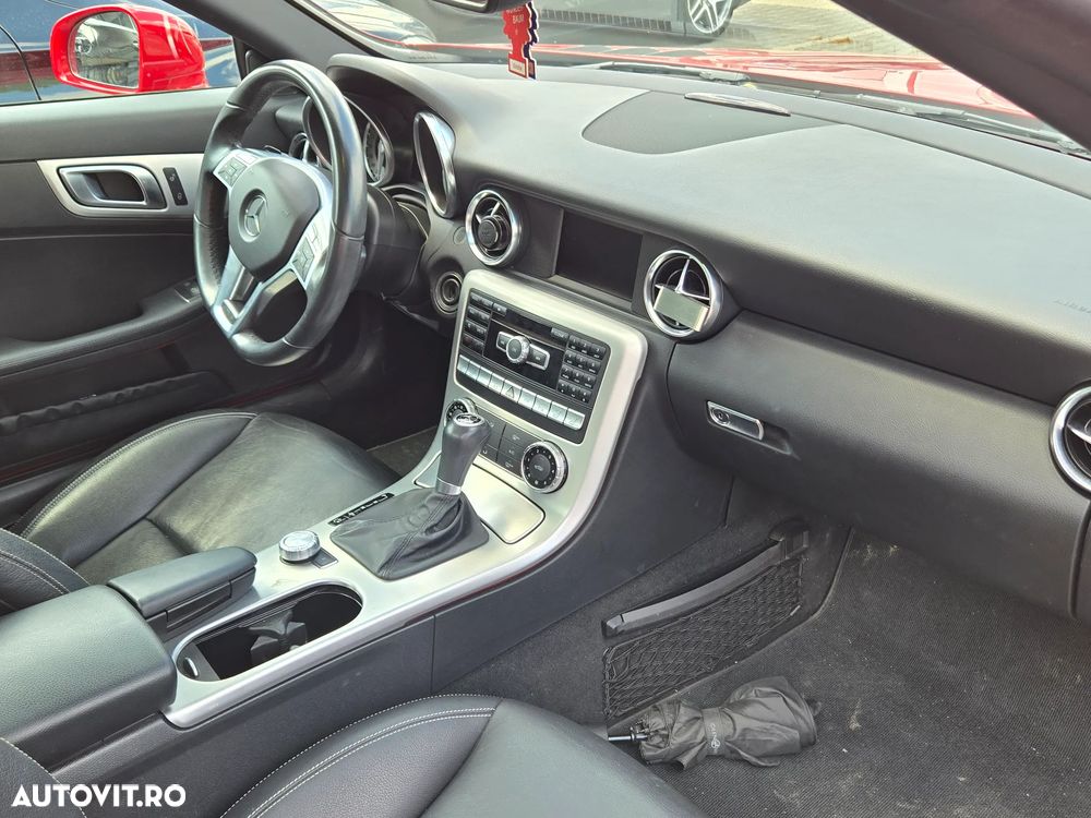 Mercedes-Benz SLK - 32