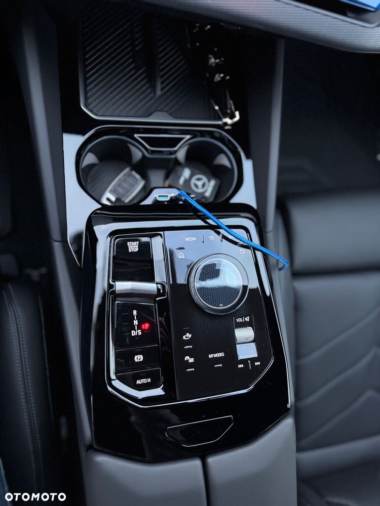 BMW Seria 5 520d xDrive mHEV - 13