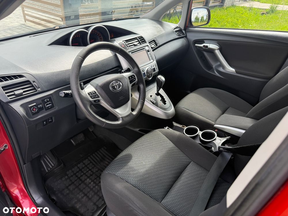 Toyota Verso 1.8 Prestige EU5 MS - 27