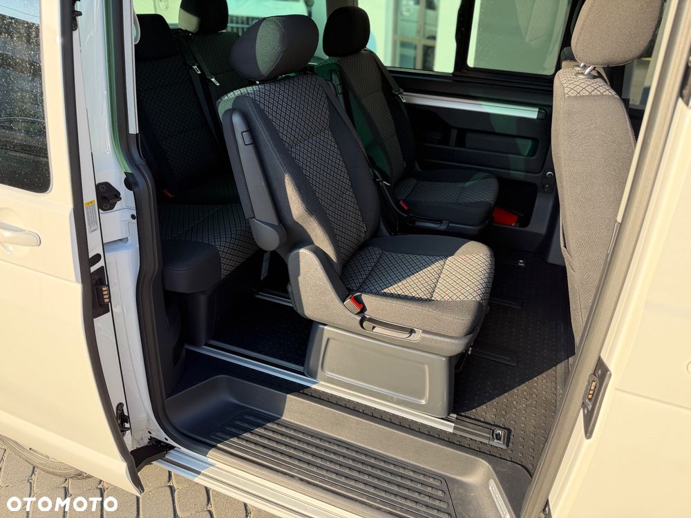 Volkswagen California - 28
