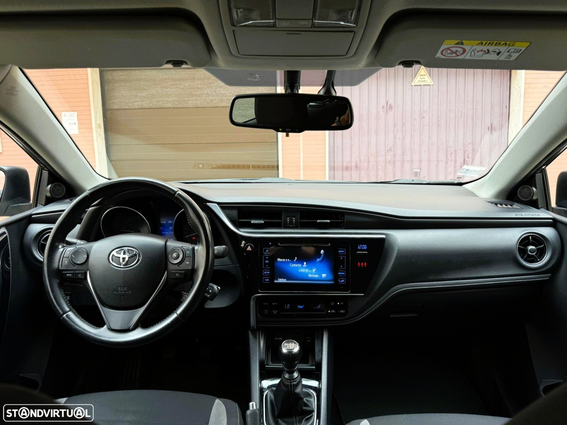 Toyota Auris 1.4 D-4D Comfort+Pack Sport - 19