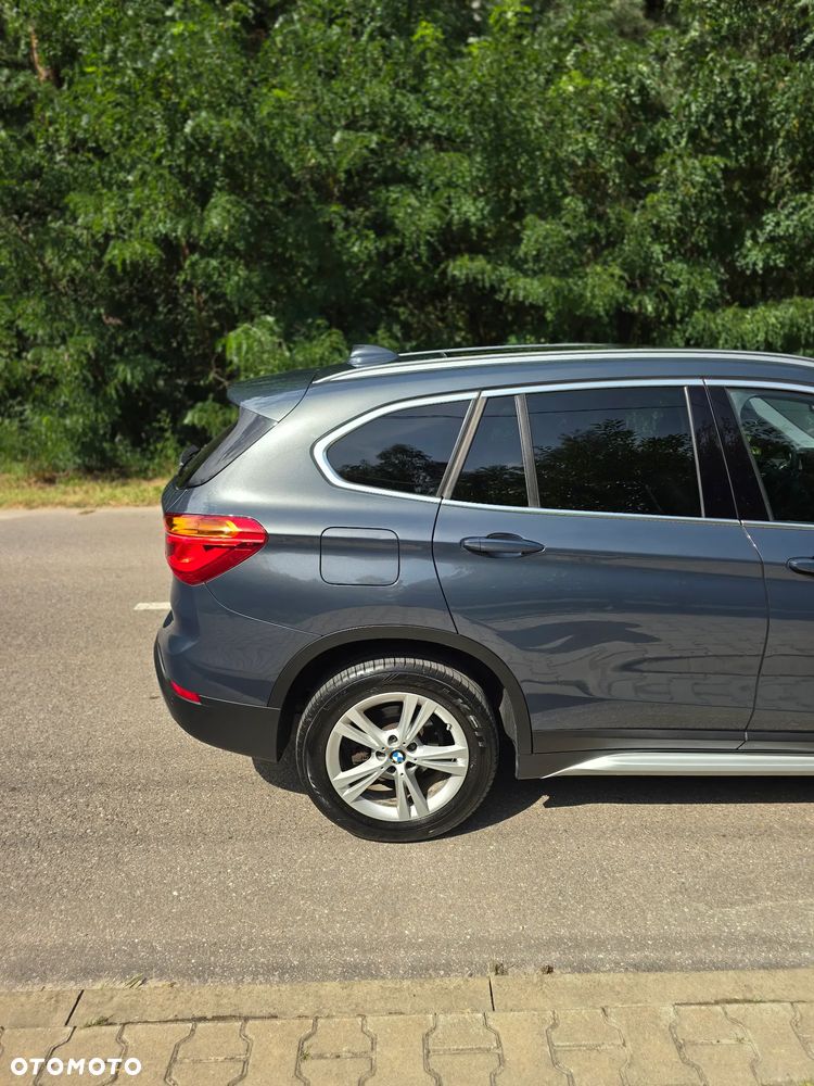 BMW X1 sDrive16d - 16