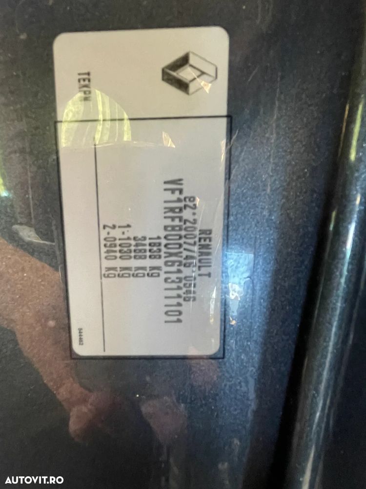 Renault Megane TCe 140 GPF EDC INTENS - 7