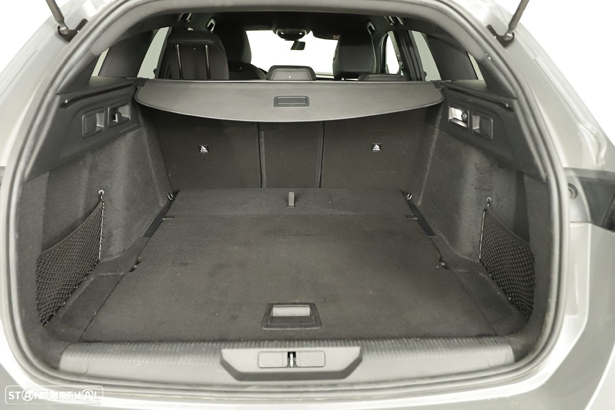 Peugeot 308 SW 1.2 PureTech GT EAT8 - 23