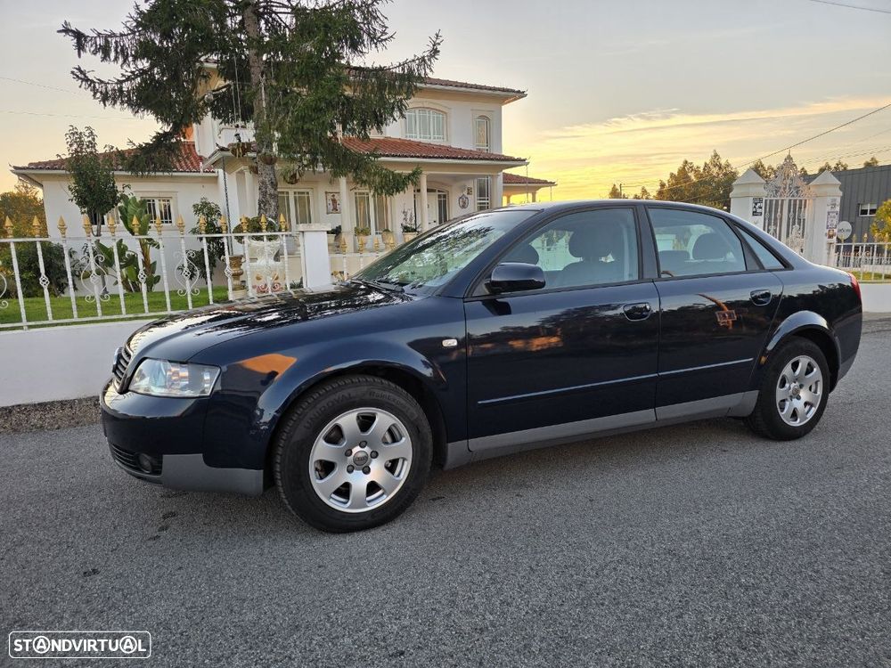 Audi A4 1.6 Exclusive - 26