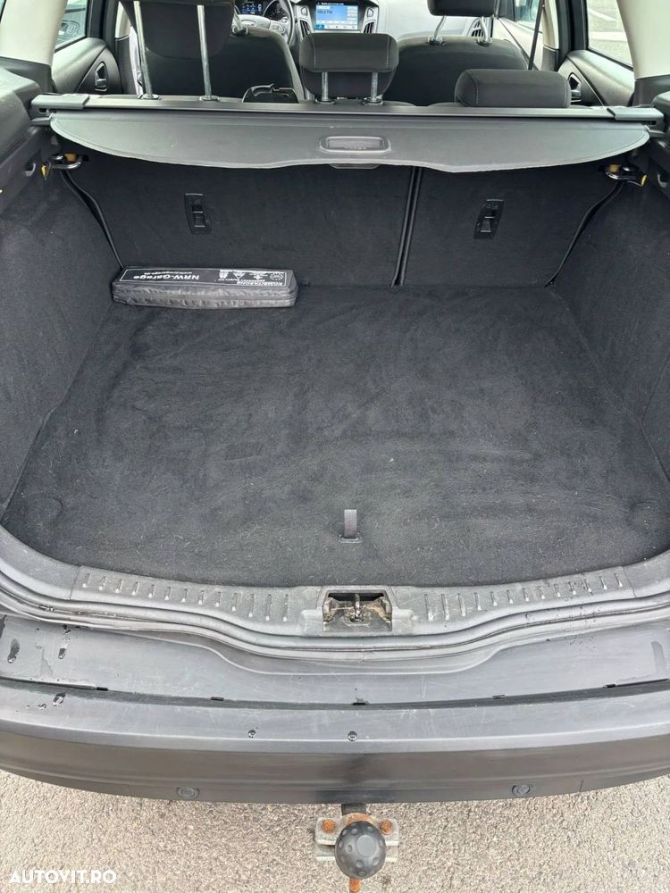 Ford Focus - 11