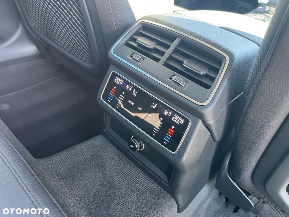 Audi A6 Avant 40 TDI S tronic - 19