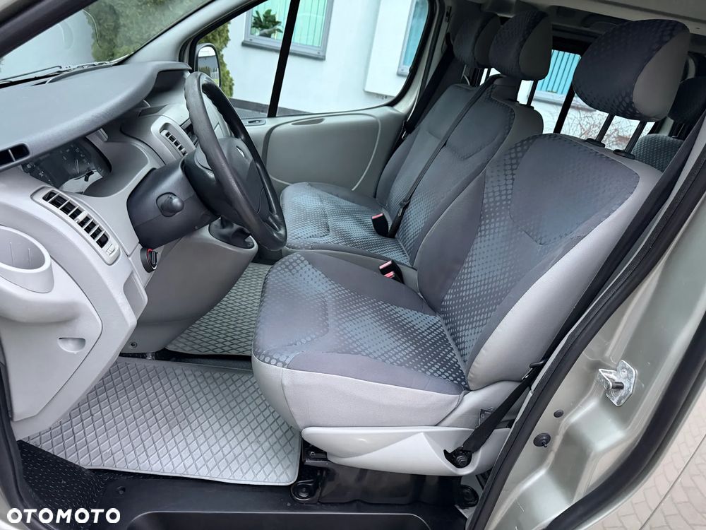 Renault Trafic L1H1 Passenger Lux - 18