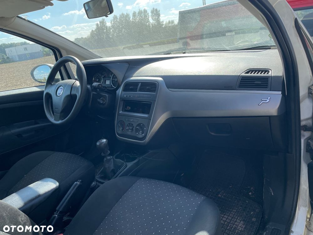 Fiat Punto 1.2 8V Active - 6