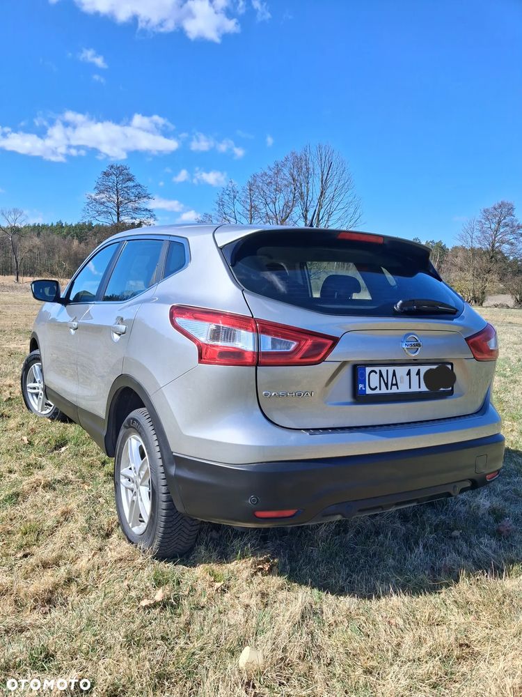 Nissan Qashqai 1.6 DCi N-Connecta EU6 - 8