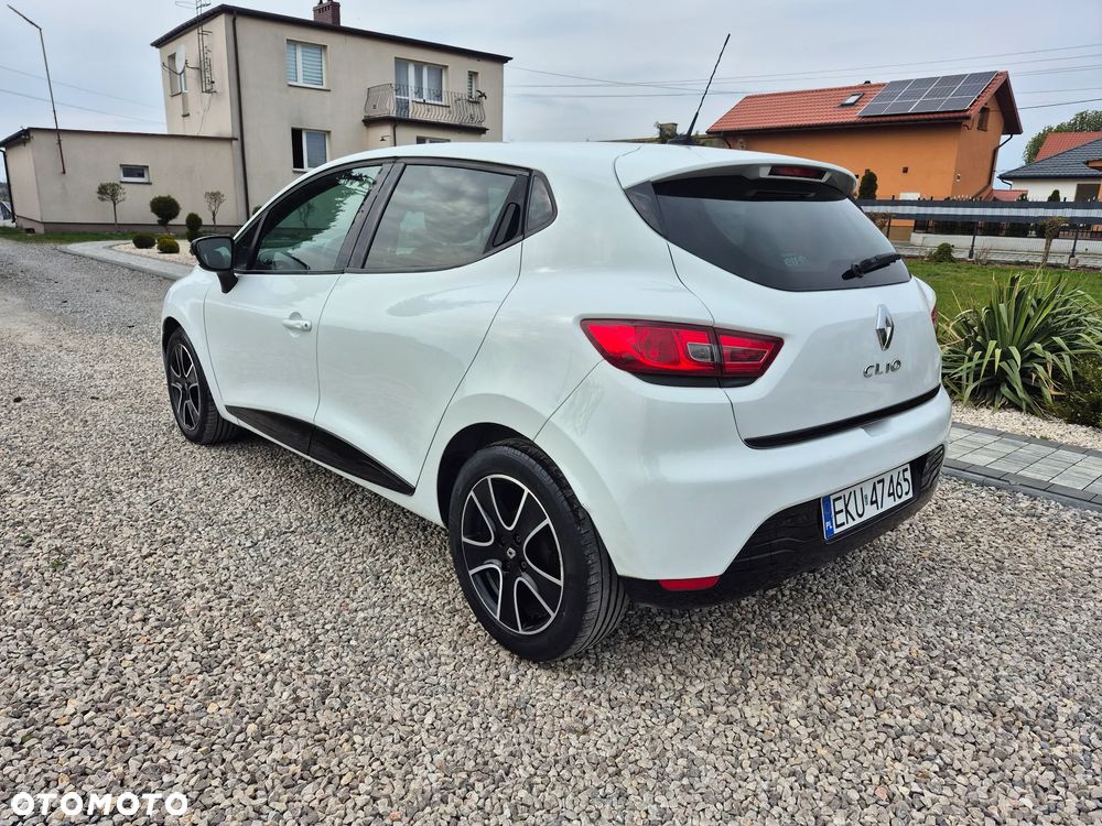 Renault Clio - 18