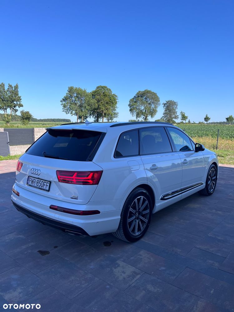 Audi Q7 - 5