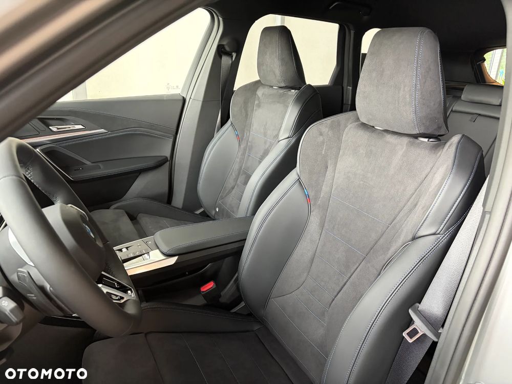 BMW X1 sDrive20i mHEV - 15