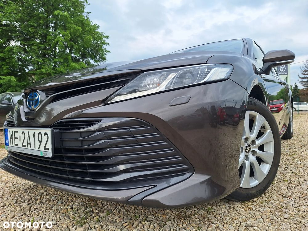 Toyota Camry 2.5 Hybrid Comfort CVT - 3