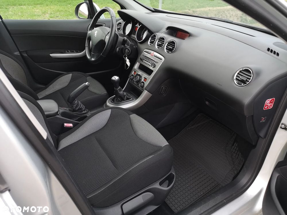 Peugeot 308 120 VTi Platinum - 6