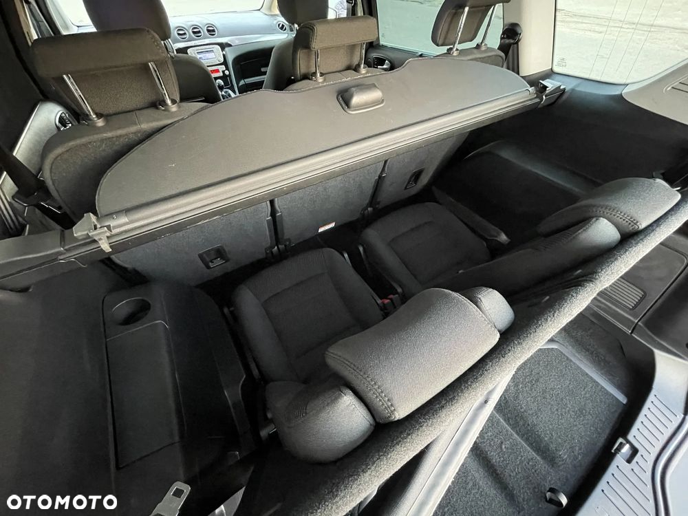 Ford S-Max 2.0 TDCi DPF Titanium - 38