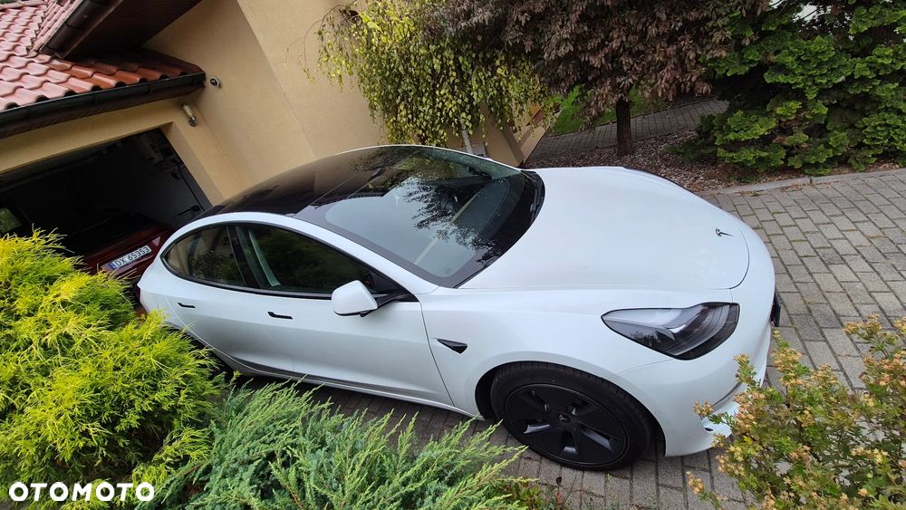 Tesla Model 3 Long Range AWD - 3