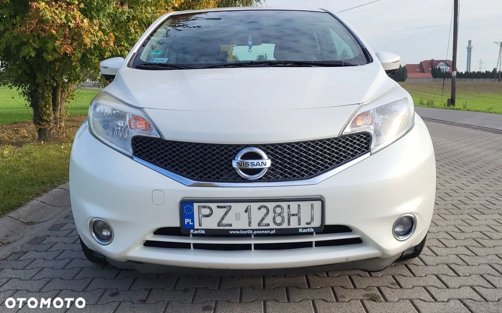 Nissan Note 2014 photo 4