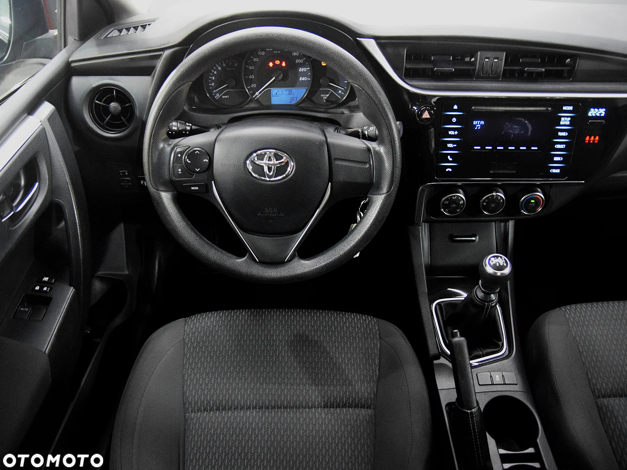 Toyota Corolla 1.6 Active - 17