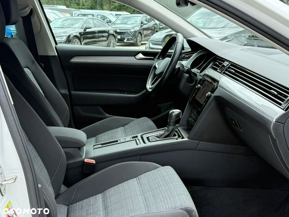 Volkswagen Passat 2.0 TDI EVO Business DSG - 19